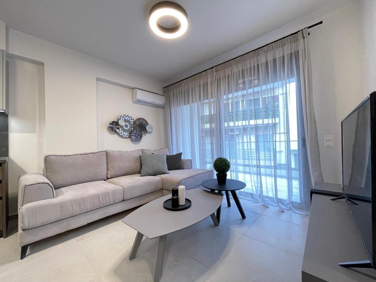Gleaming Apartments Near Athens Metro Mall Exterior photo
